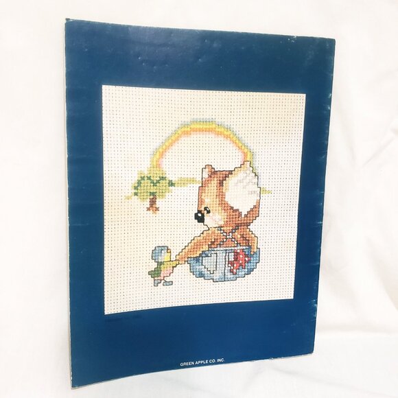 Melbourne & Perth Cross Stitch Pattern Leaflet 534 Green Apple 1982 Easter - Picture 2 of 10